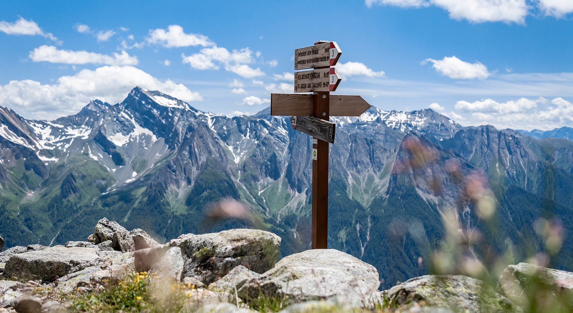 Wandern im Sommer im Pfitschertal in Südtirol